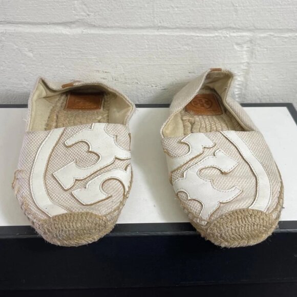 Tory Burch Lonnie Espadrille Flat Beige White Canvas Logo Slip On Women's 6.5 US - Picture 1 of 11